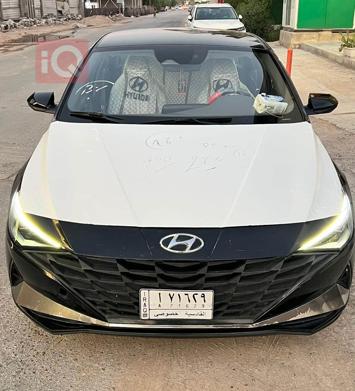 Hyundai Elantra